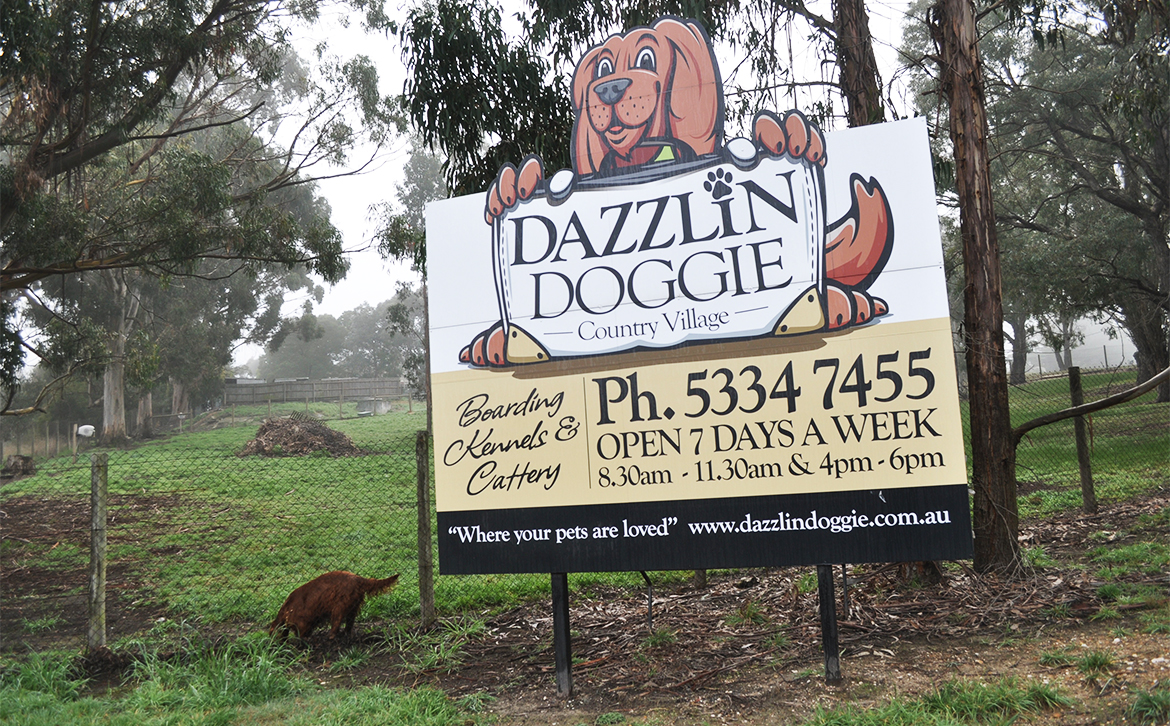 Dazzlin Doggie Country Villages
